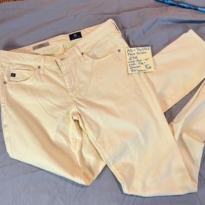 VGUC AG THE STILT PALE YELLOW 27R